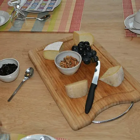 Alojamento de Acomodação e Pequeno-almoço Maison Honorine 3*